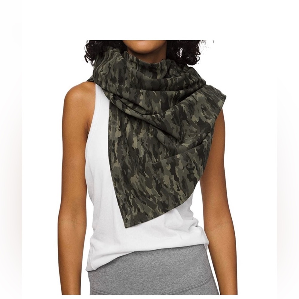 NEW WO Tags: Lululemon Vinyasa Scarf *Cotton Camo